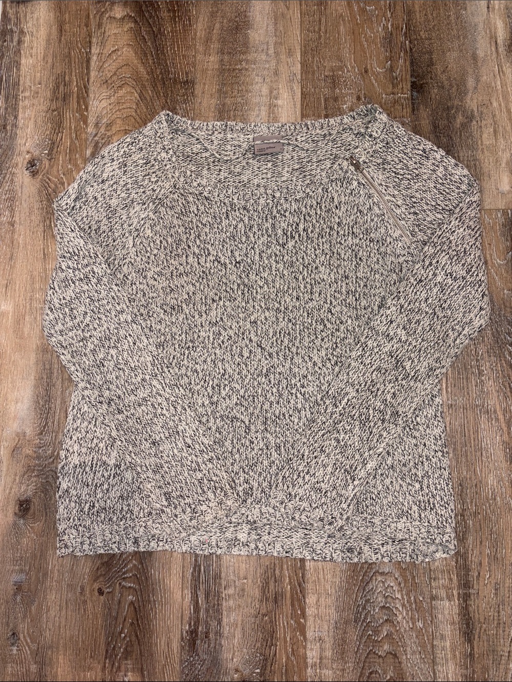 Vero Moda Marled Crewneck Sweater in Cream and Black